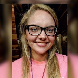 Meet your Posher, Bobbi